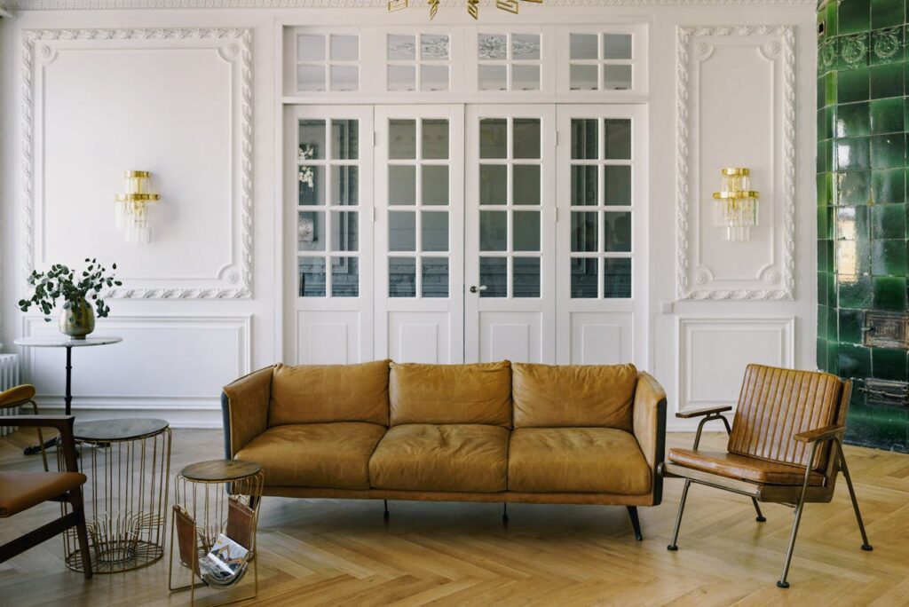 modern leather furniture